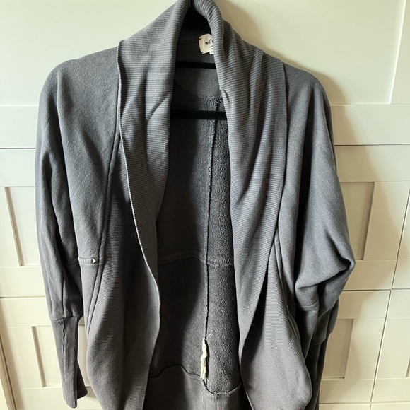 Aritzia (Wilfred) sweatshirt/cardigan, charcoal grey, size xs - Picture 4 of 4
